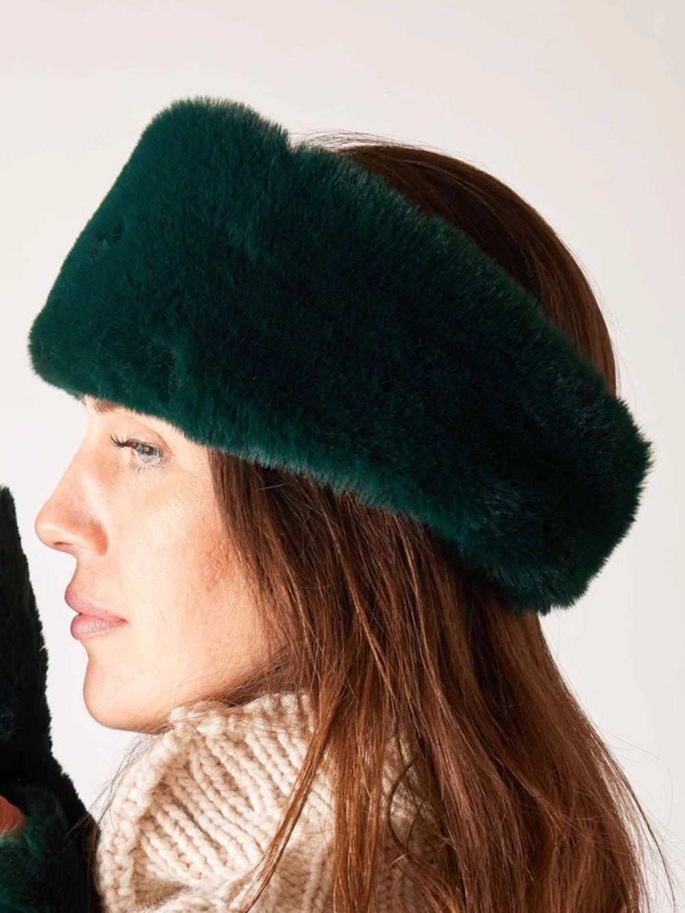 NWT Mersea Cozy Cabin Faux Fur Headband in Pine Green